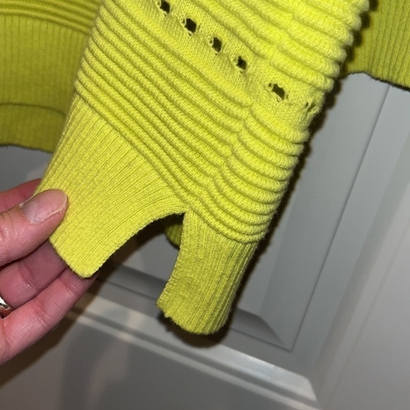 LILIYA Knit Lace Hole neon yellow mock neck Pullover
French Connection size M - Picture 6 of 11